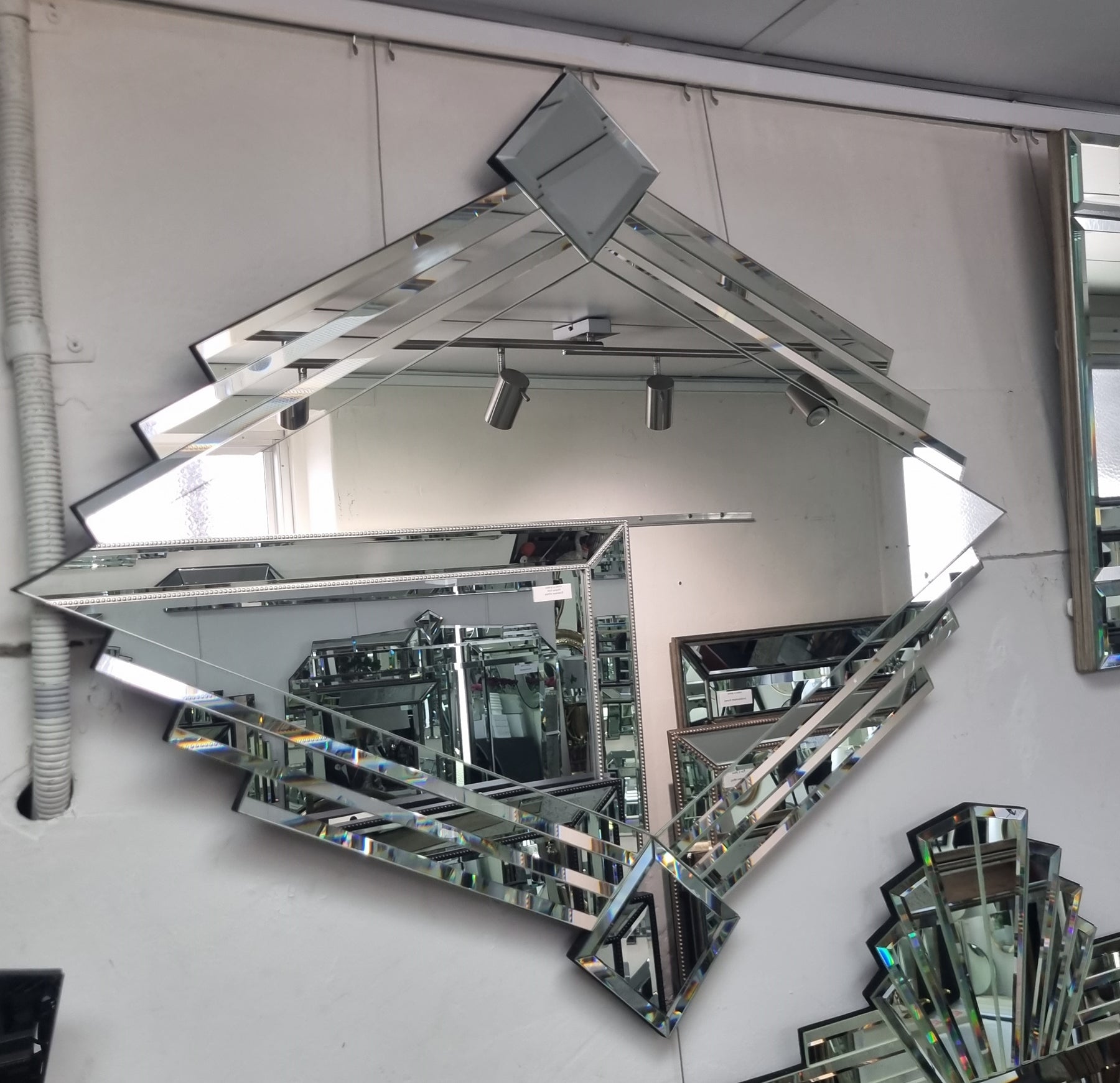 New York – Reflect Mirrors