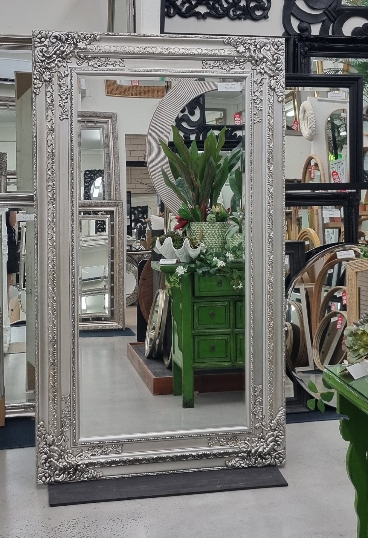 Regent – Reflect Mirrors